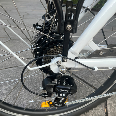 Derailleur